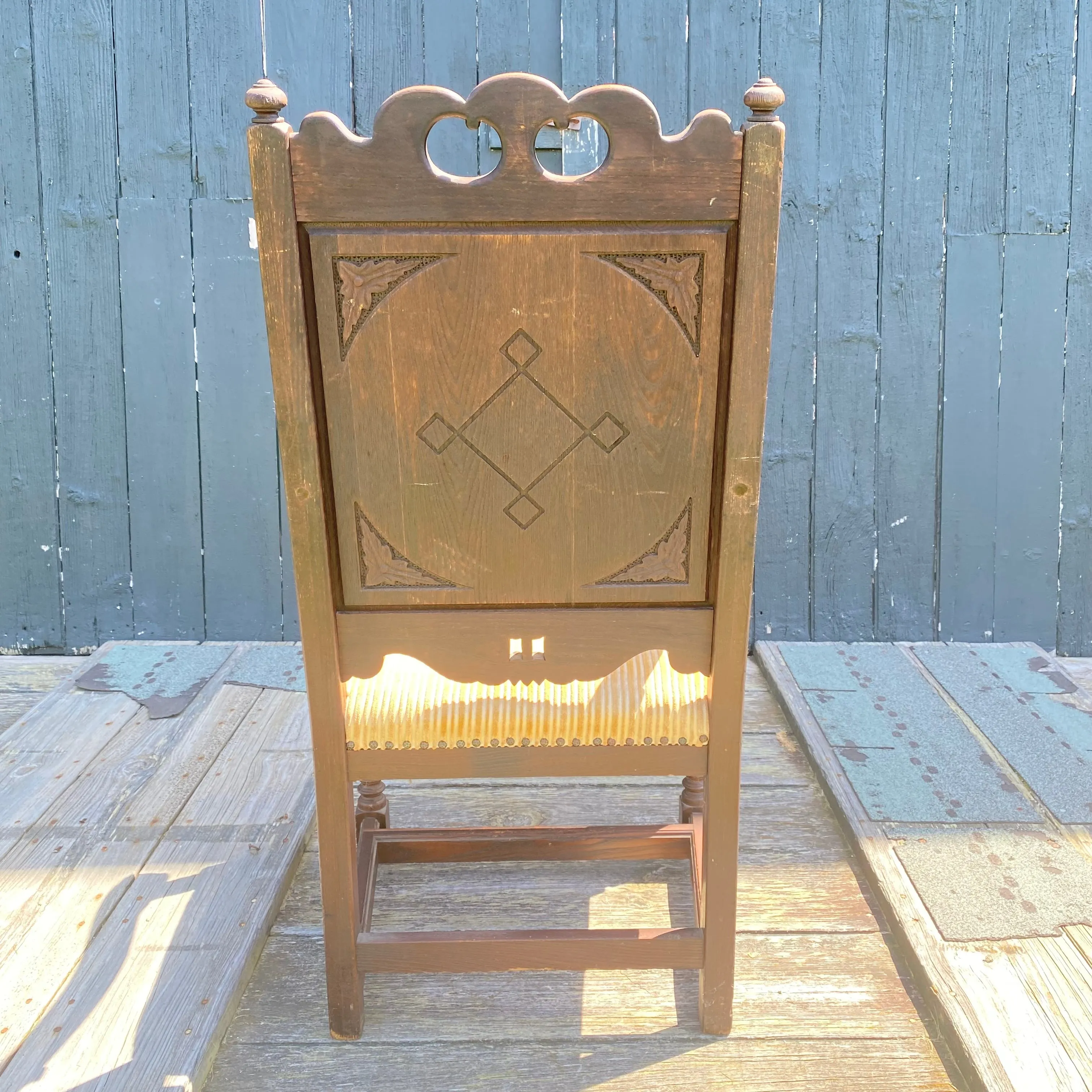 Antique Set of 8 British Jacobean Style Carved Oak Dining Chairs: 2 Arm Chairs and 6 Side Chairs