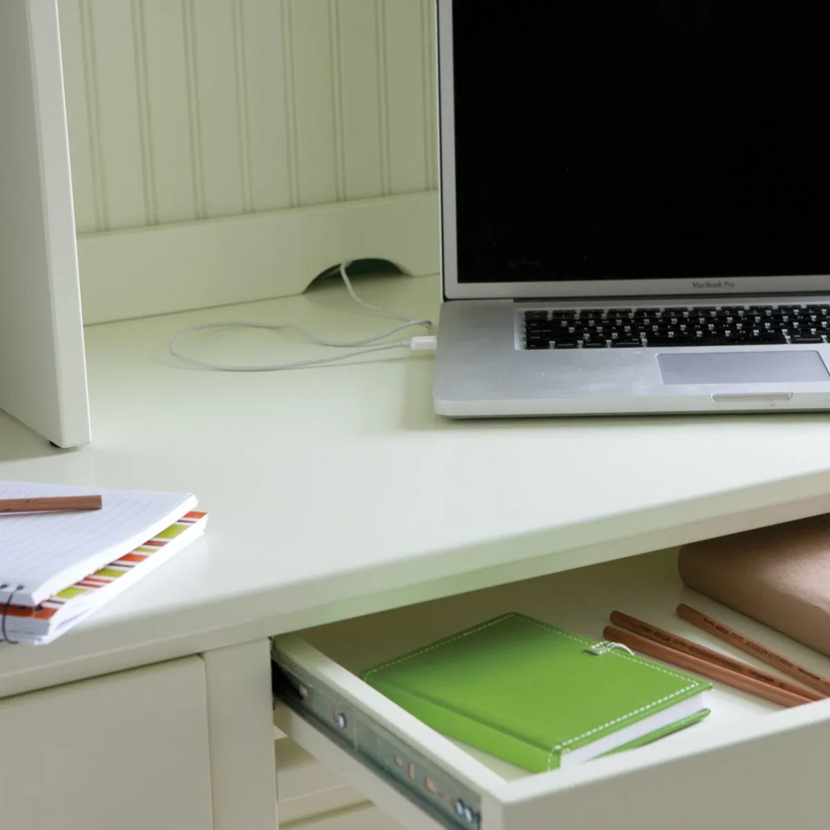 Big Cay Desk with Library Hutch