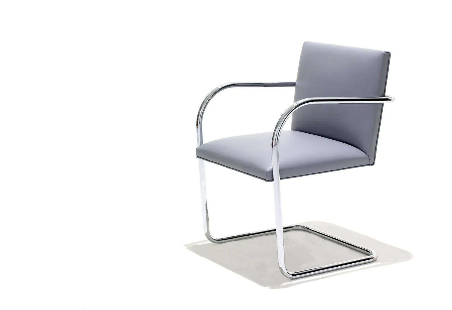 Brno Armchair | Tubular