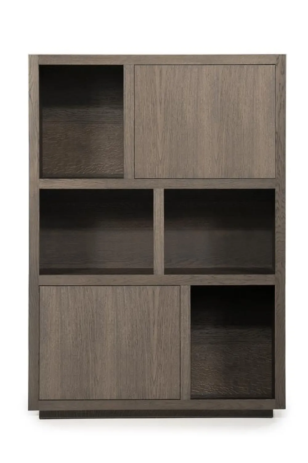 Brown Oak Cabinet | Eleonora Helsinki