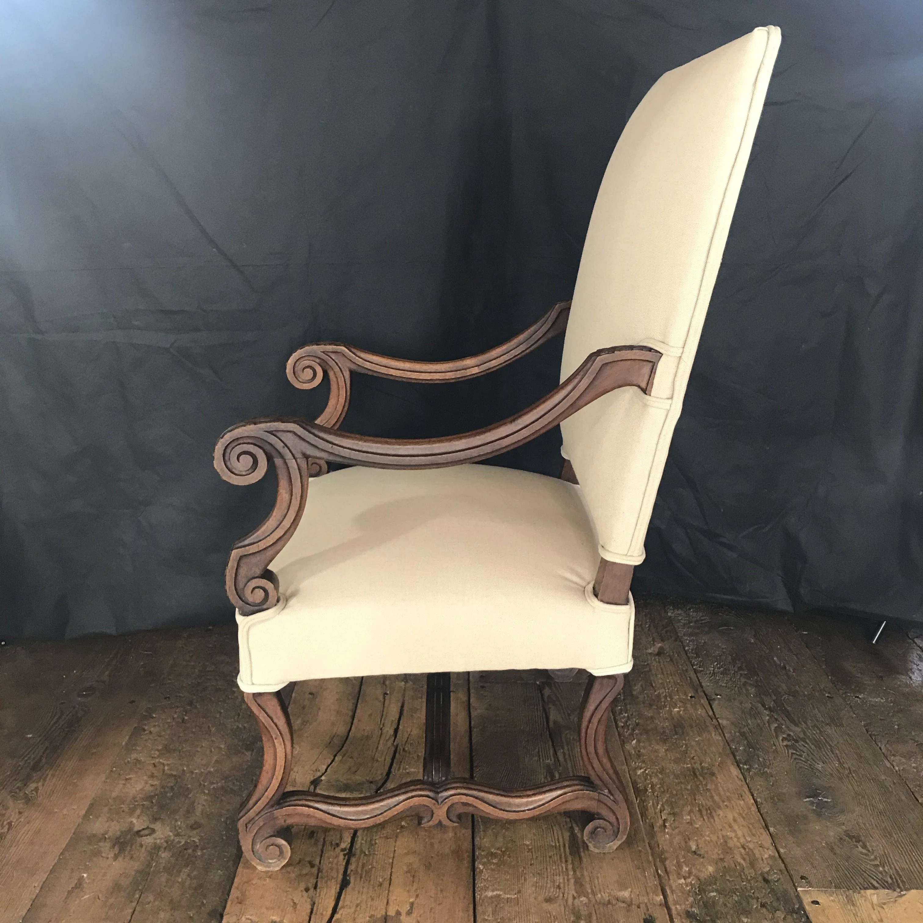 Early French Louis XV French Carved Armchair or Fauteuil Newly Upholstered in Neutral French Linen