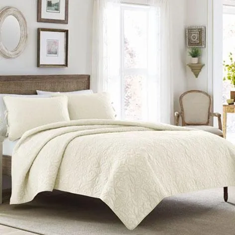 Felicity Ivory Quilt Set