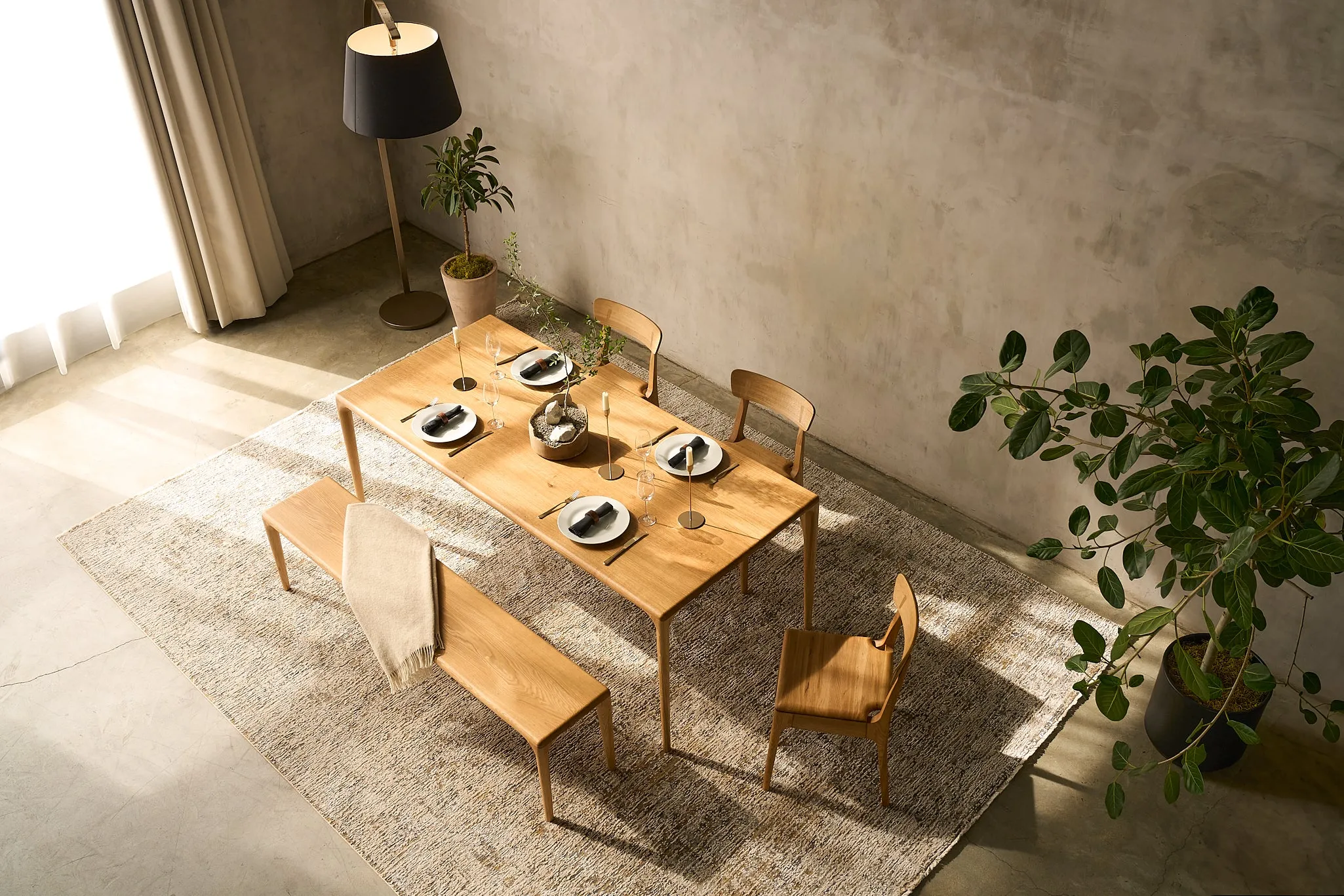 LÜNA | Oak Dining Table