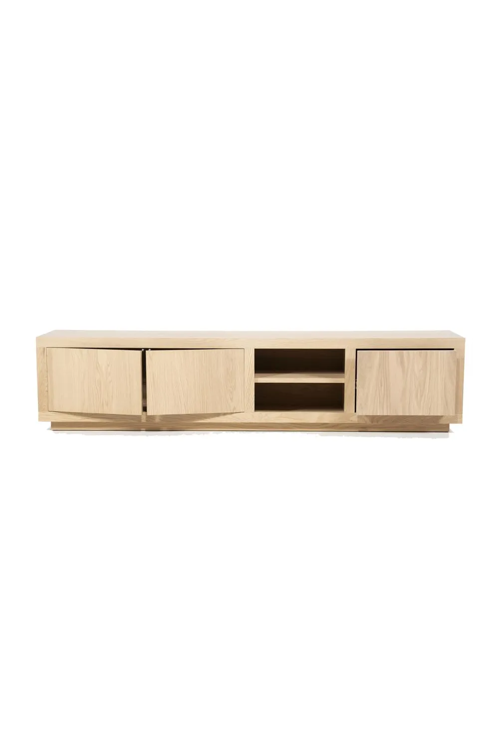 Oak 3-Door Cabinet | Eleonora Helsinki