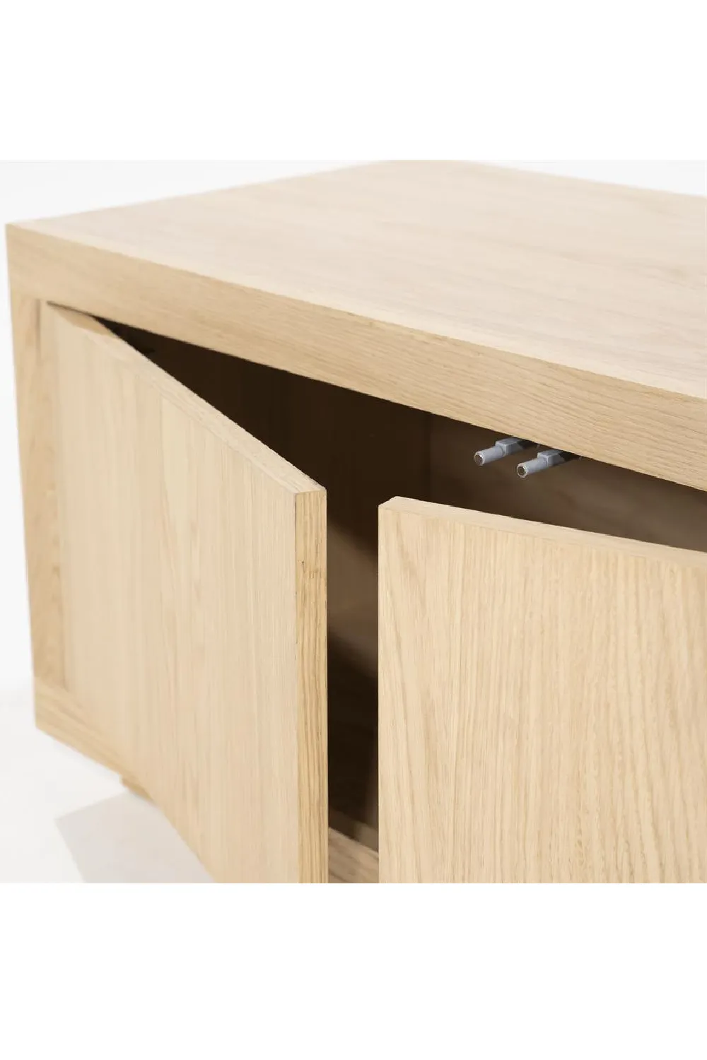 Oak 3-Door Cabinet | Eleonora Helsinki