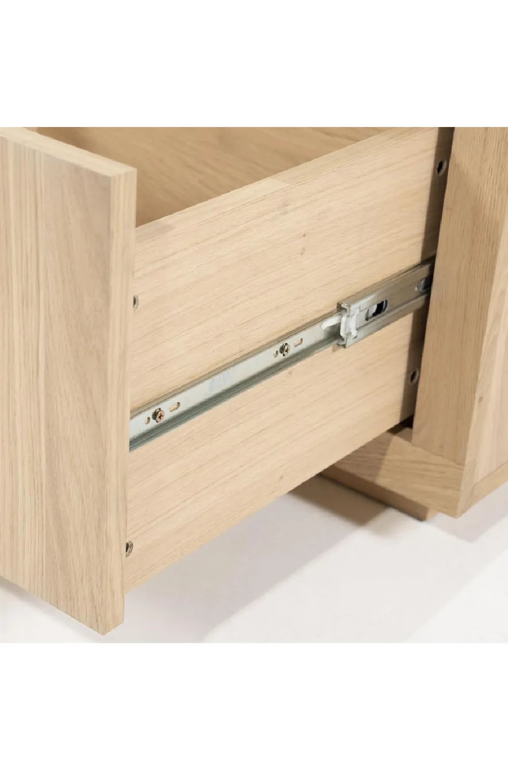 Oak 3-Door Cabinet | Eleonora Helsinki