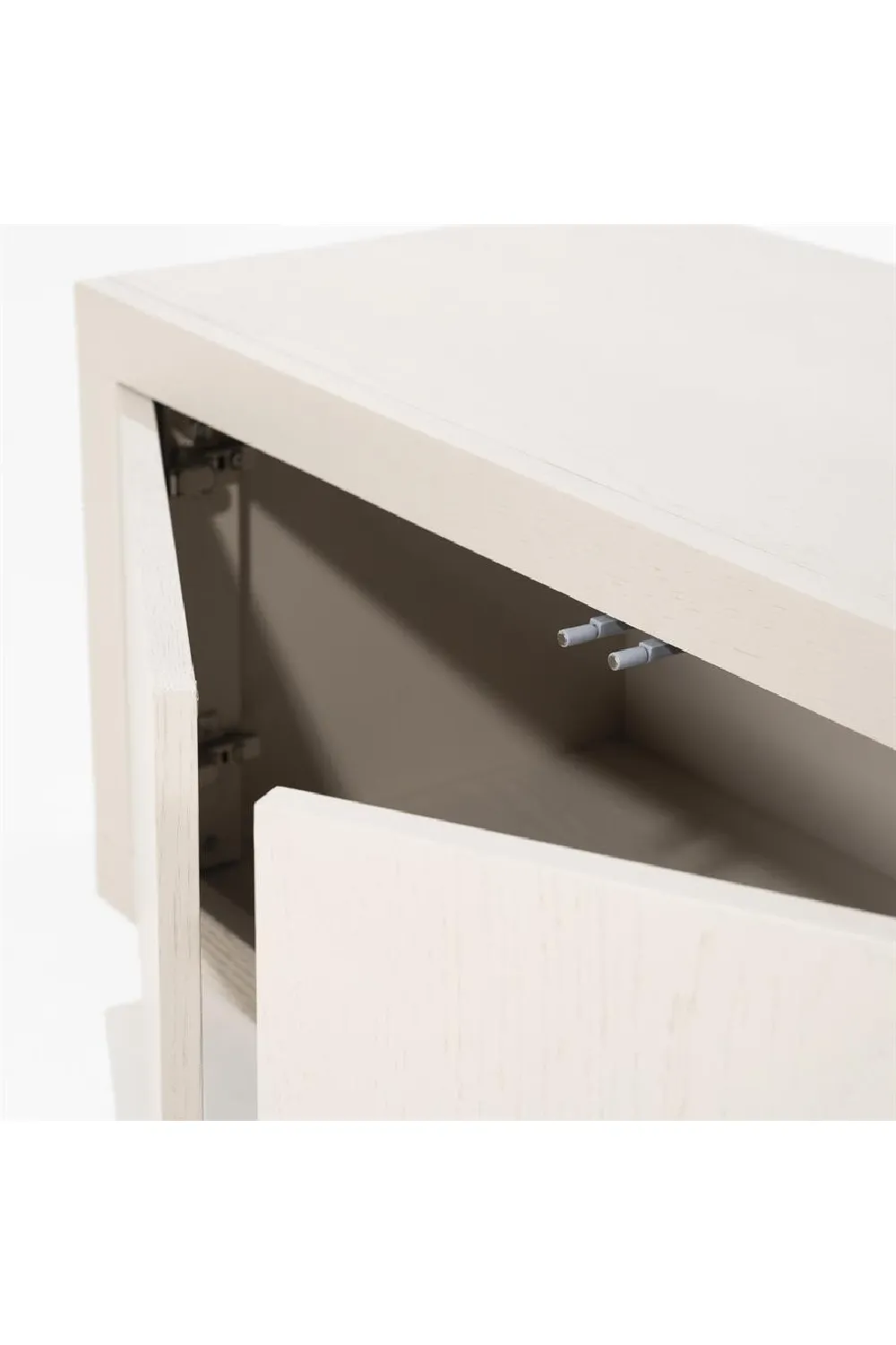 Oak 3-Door Cabinet | Eleonora Helsinki