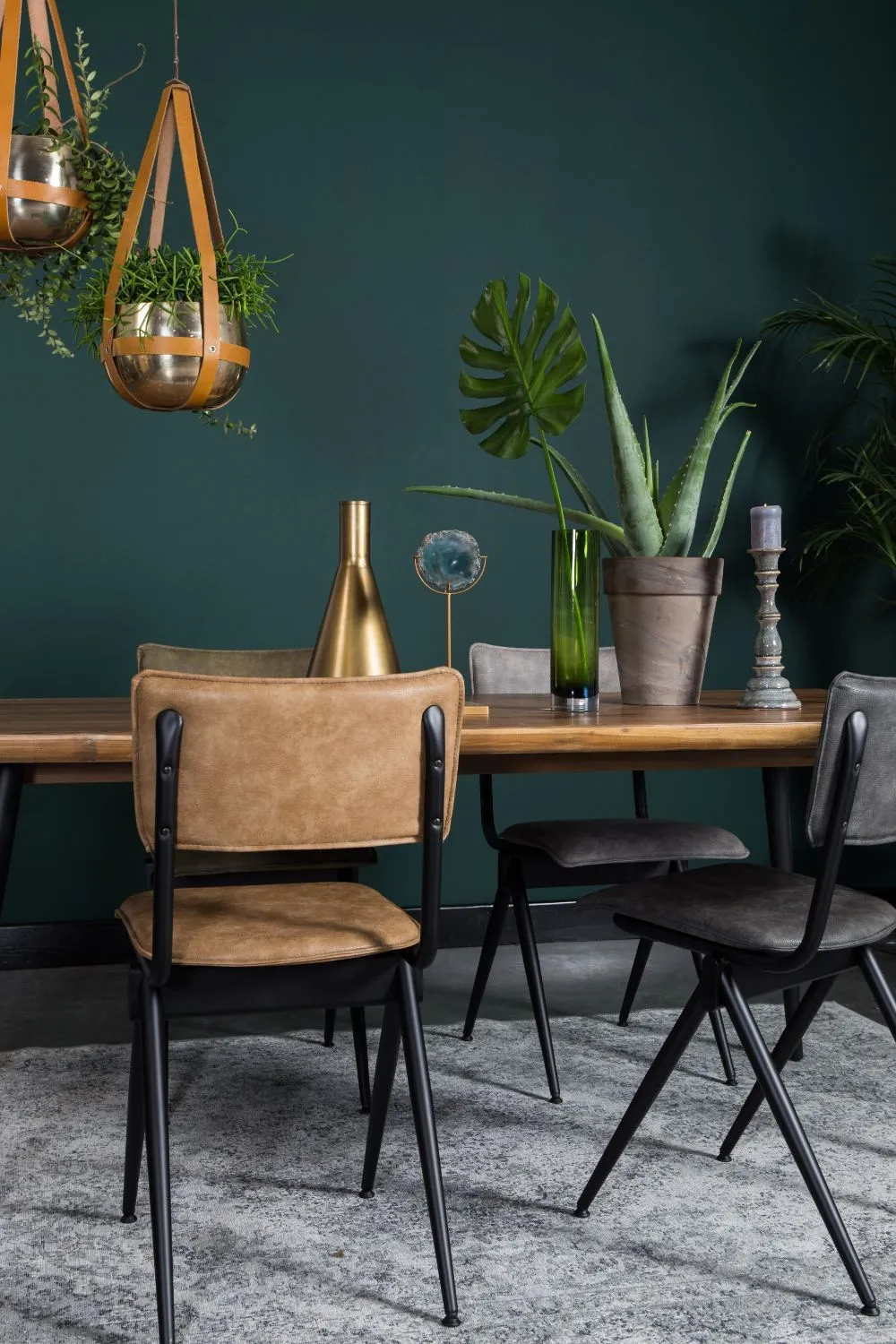 Olive Leather Dining Chairs (2) | Dutchbone Willow