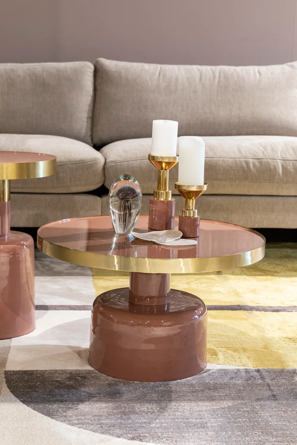 Round Enameled Coffee Table | Zuiver Glam