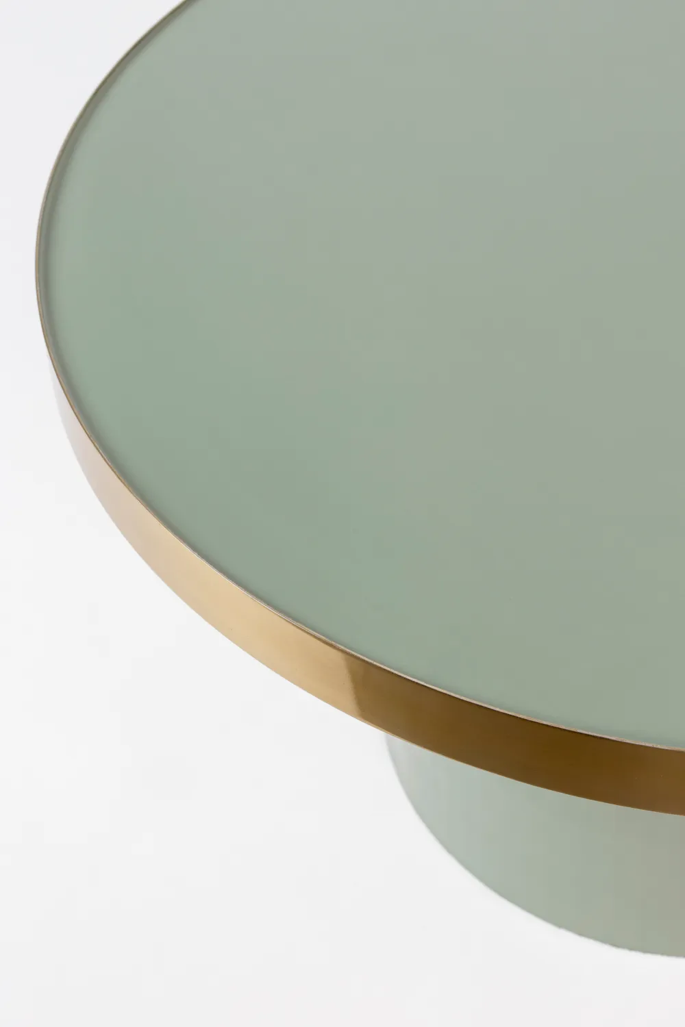 Round Enameled Coffee Table | Zuiver Glam