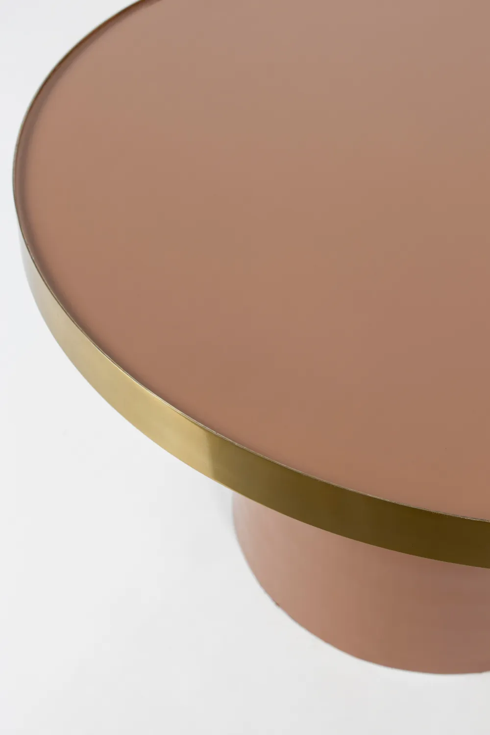 Round Enameled Coffee Table | Zuiver Glam