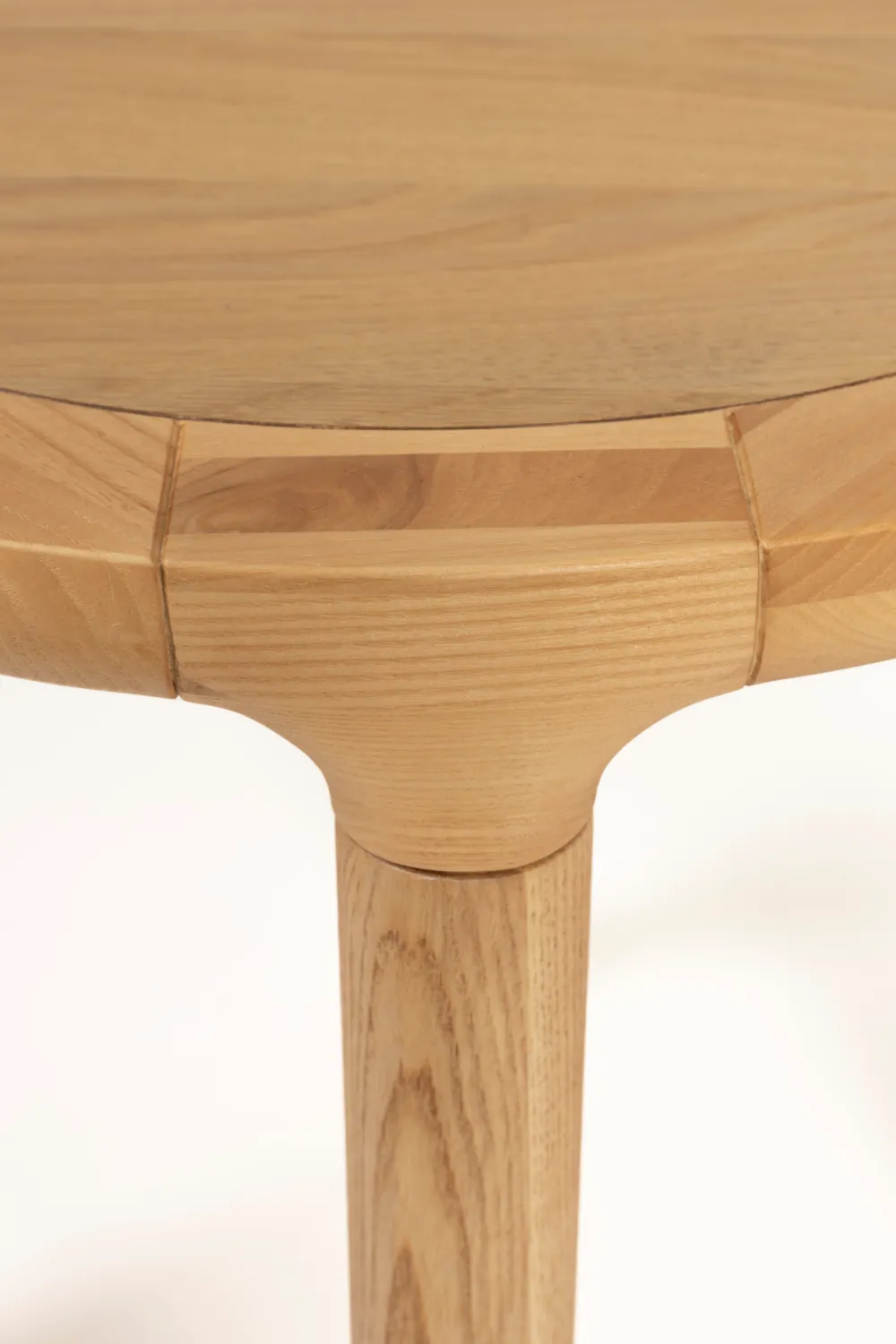 Round Oak Side Table | Zuiver Storm