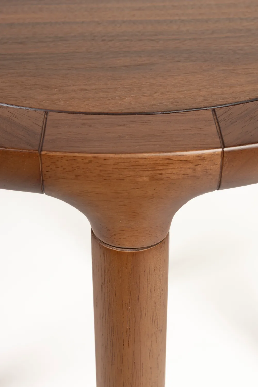 Round Oak Side Table | Zuiver Storm