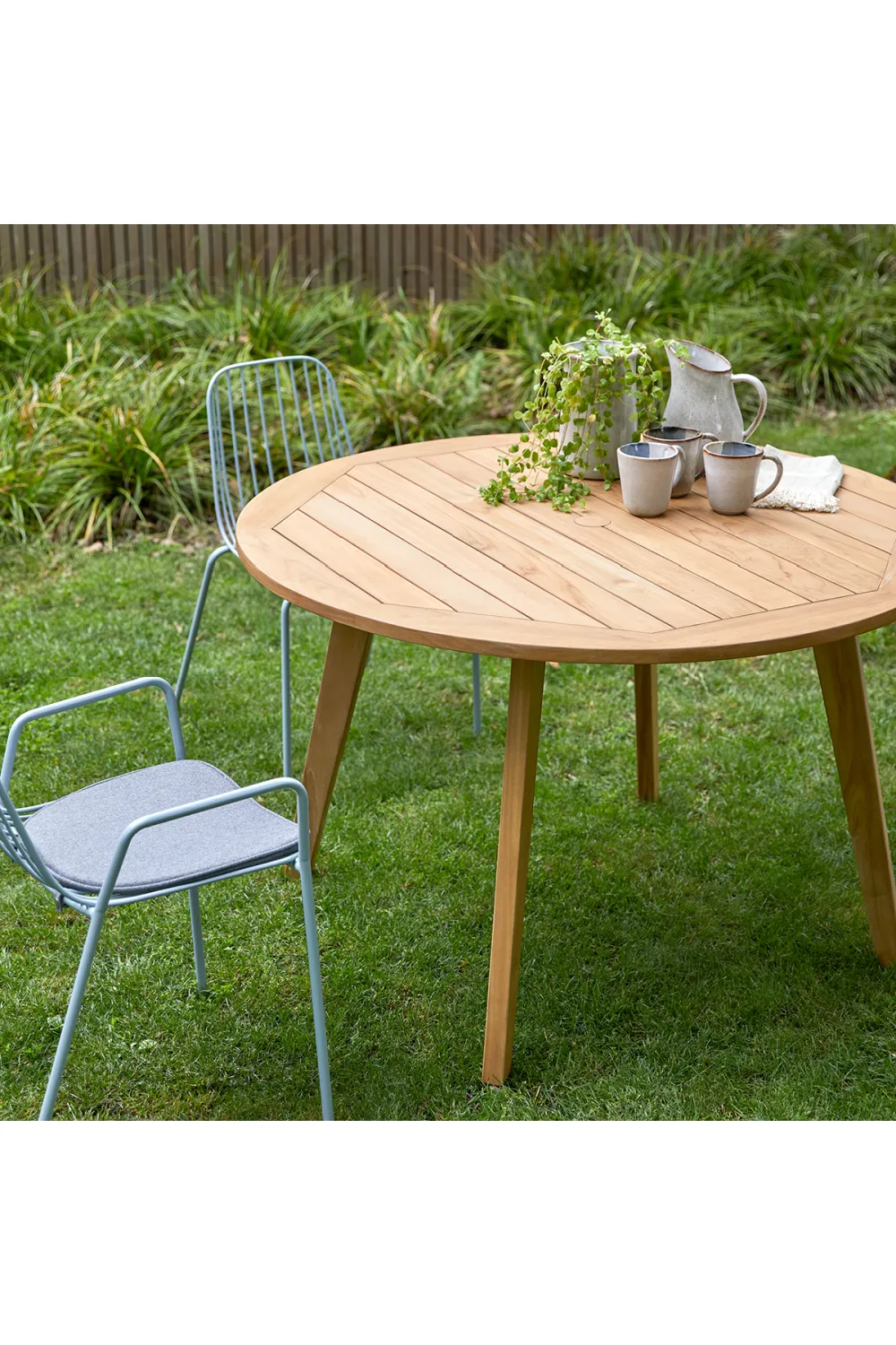 Round Slatted Teak Garden Table | Tikamoon Mila