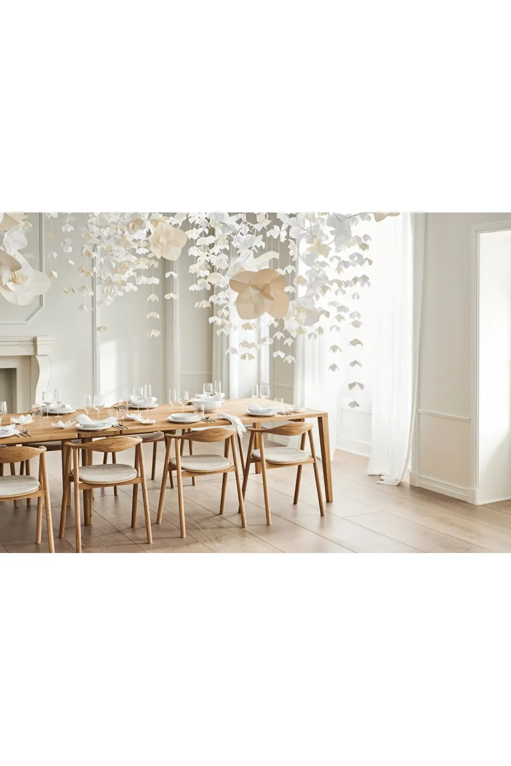 Scandinavian Oak Dining Table | Bolia Graceful