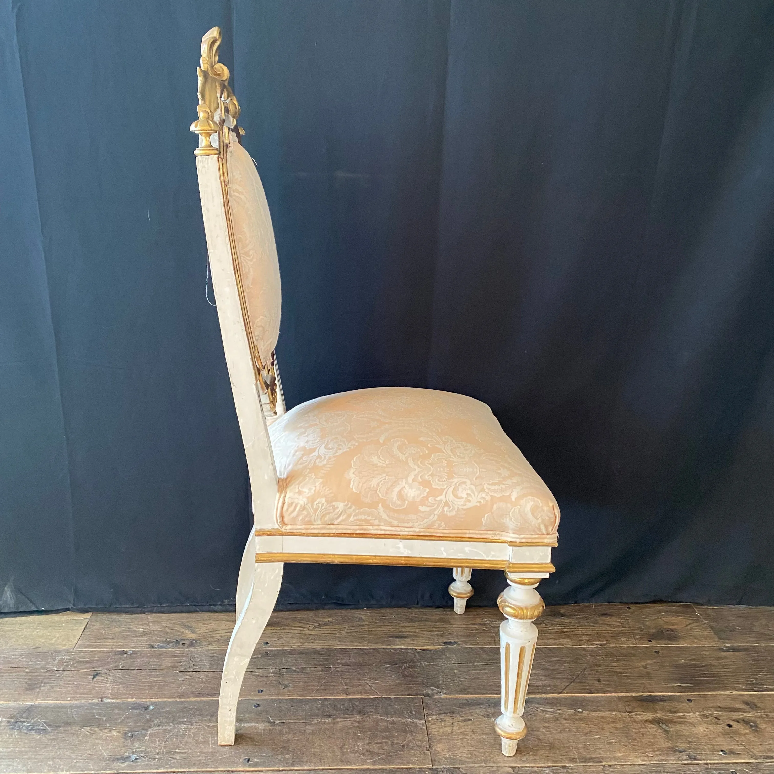 Set of Four Italian Venetian Louis XV Chairs with Original Real Gold Gilt