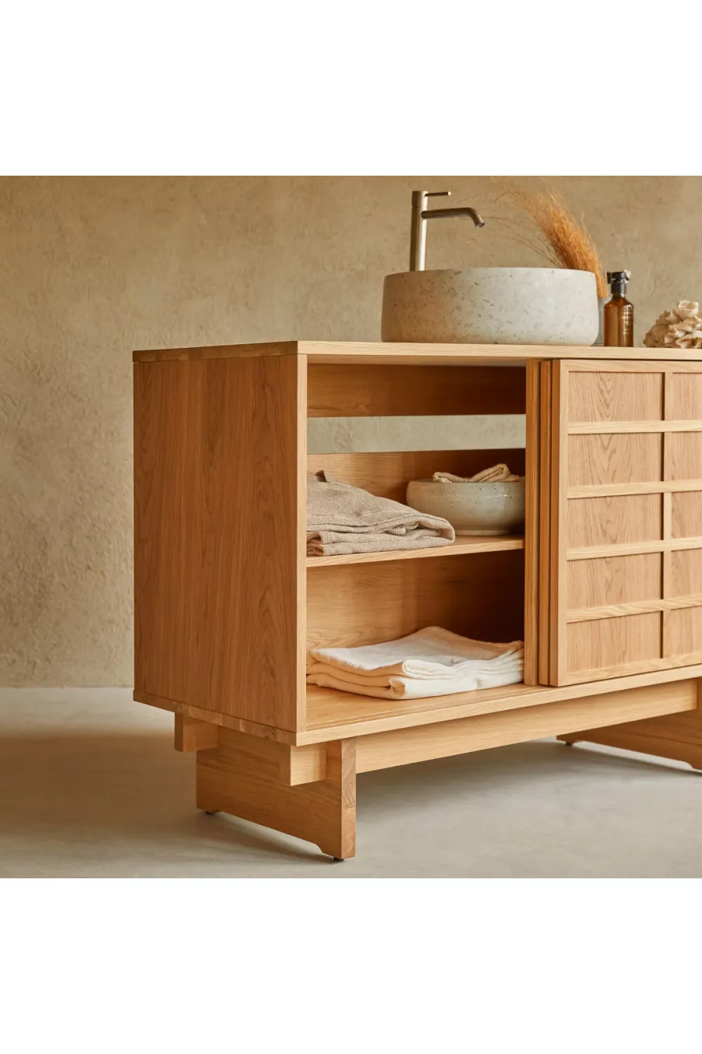 Solid Oak Japandi Bathroom Cabinet | Tikamoon Miu