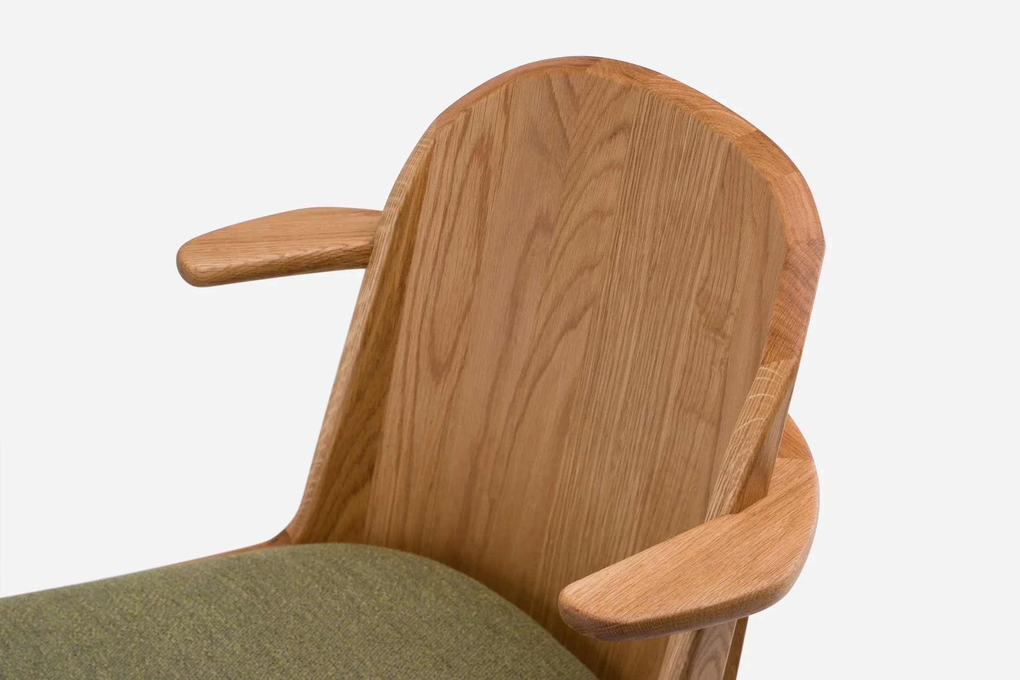 TWENTY-FIVE DINING ARMCHAIR