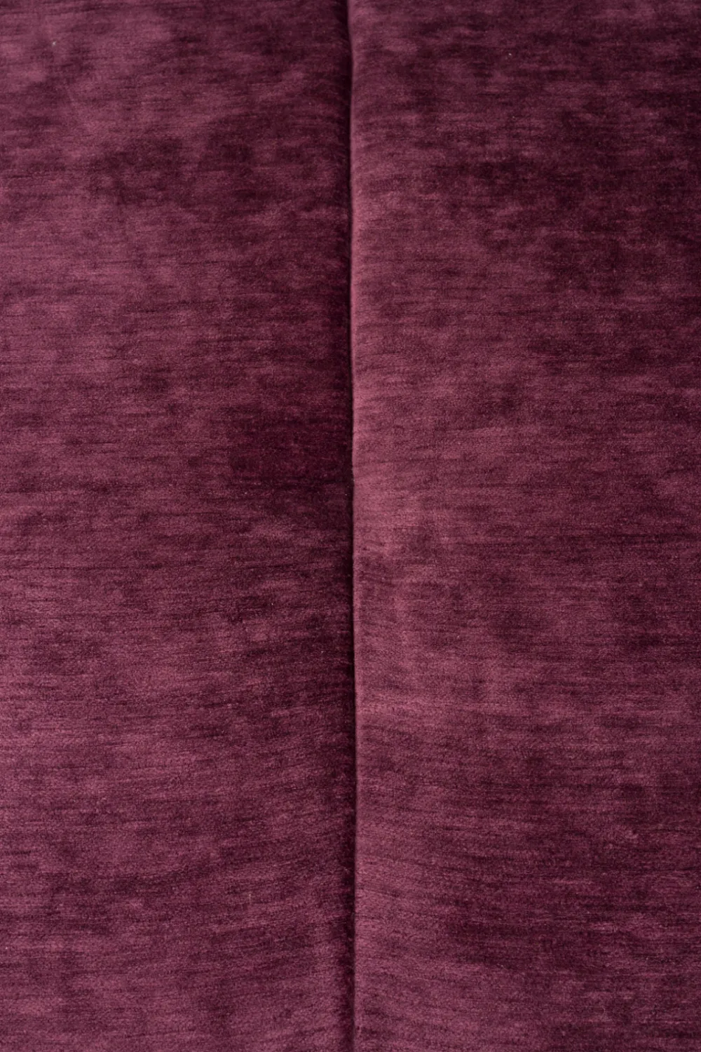 Velvet Plum 3-Seater Sofa | Dutchbone Giada