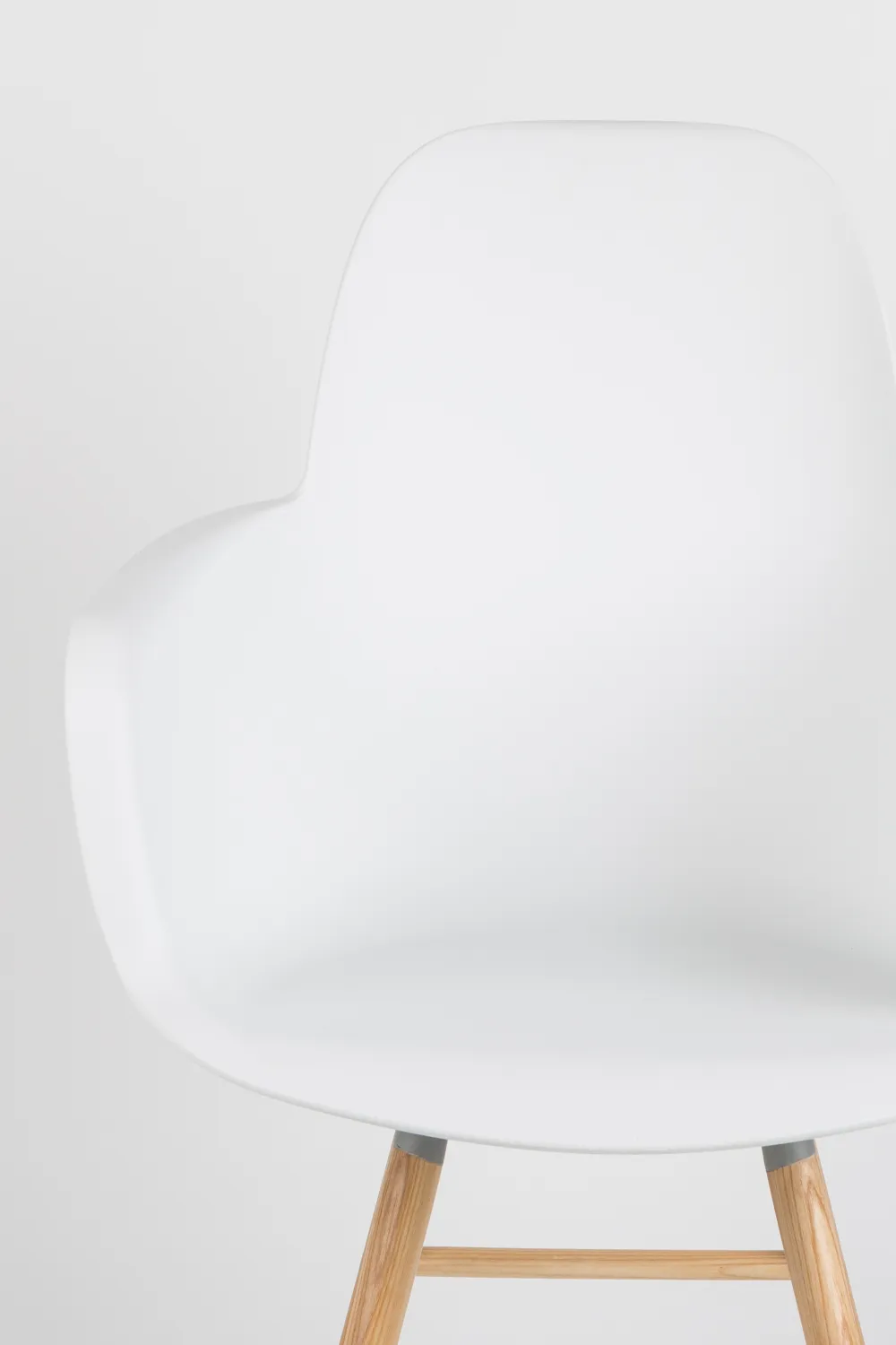 White Molded Dining Armchairs (2) | Zuiver Albert Kuip